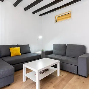 https://acogedor-apartamento-cerca-de-la-playa-y-el-teatro-romano.top-hotels-tarragona.com