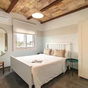 https://olala-collblanc-apartment.top-hotels-tarragona.com