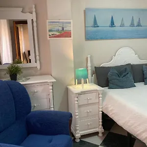  Apartamento Calu Homes Cerca De Estacion De Tren